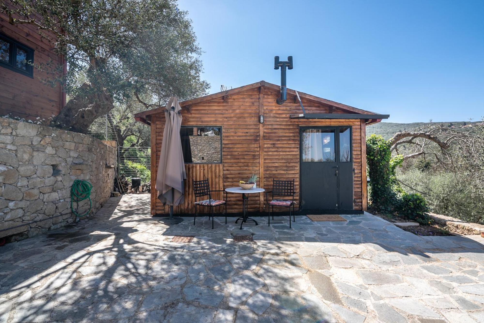 Wooden House Apartments Kalathenai Экстерьер фото